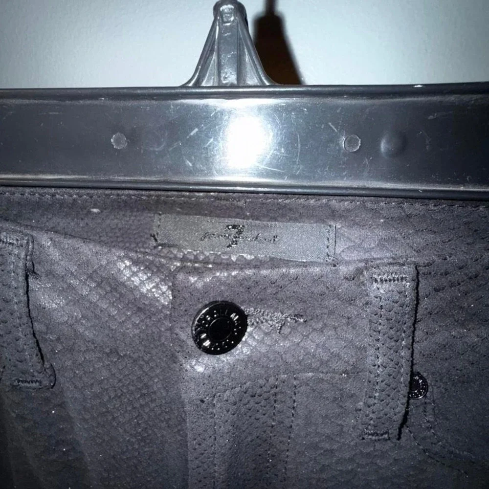 7 For All Mankind black‎ faux snakeskin pants size 27